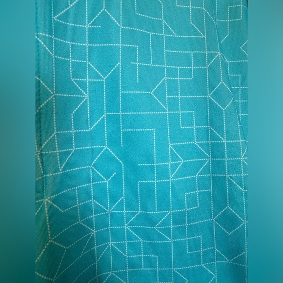 Nike Baby Blue with White Geometric Pattern Dri-Fit Half Zip Size M - Picture 12 of 15